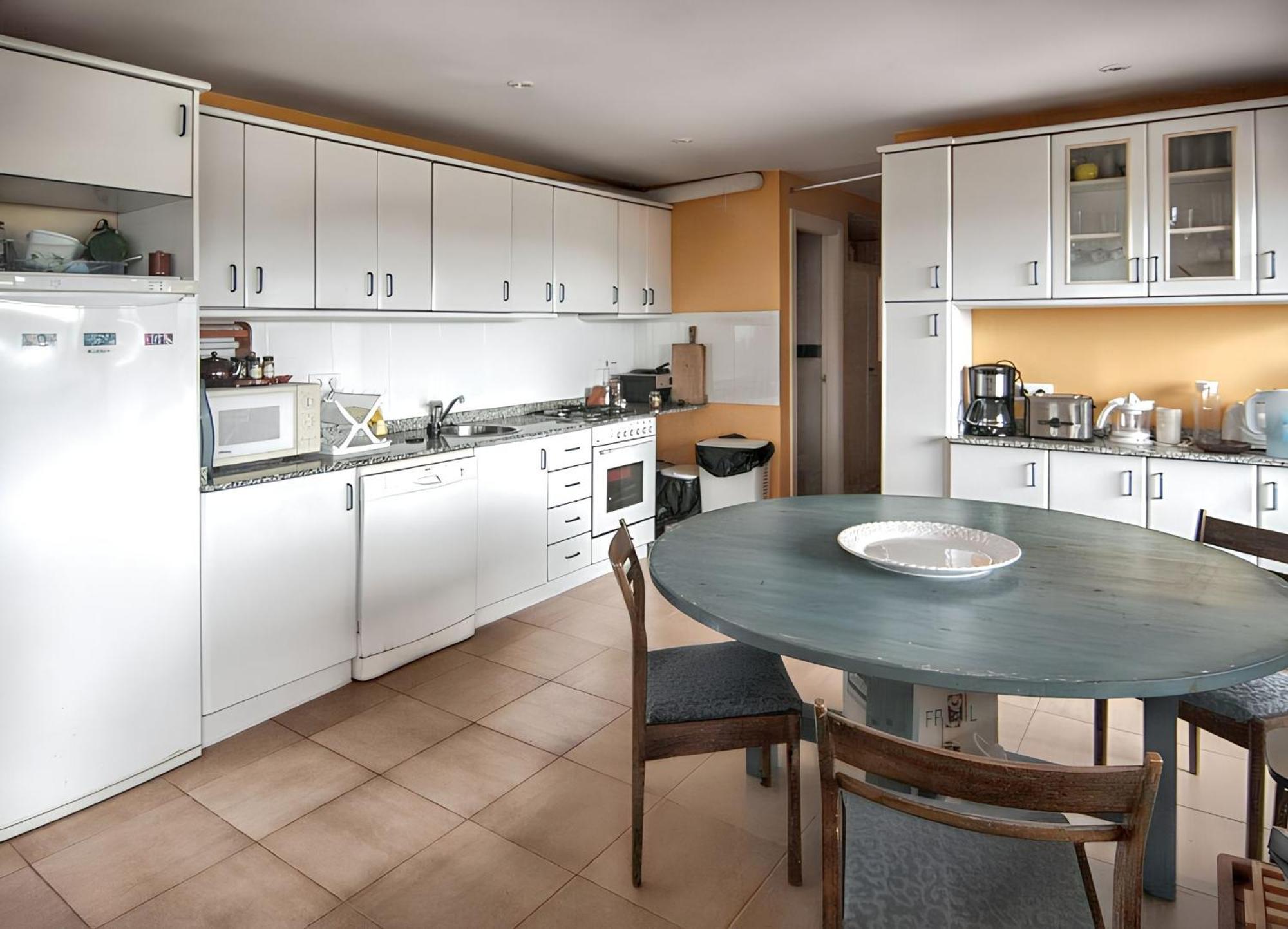 Spacious House With Sea View In Liencres + Jacuzzi Bagian luar foto